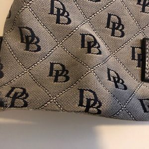 COPY - Dooney and Bourke purse